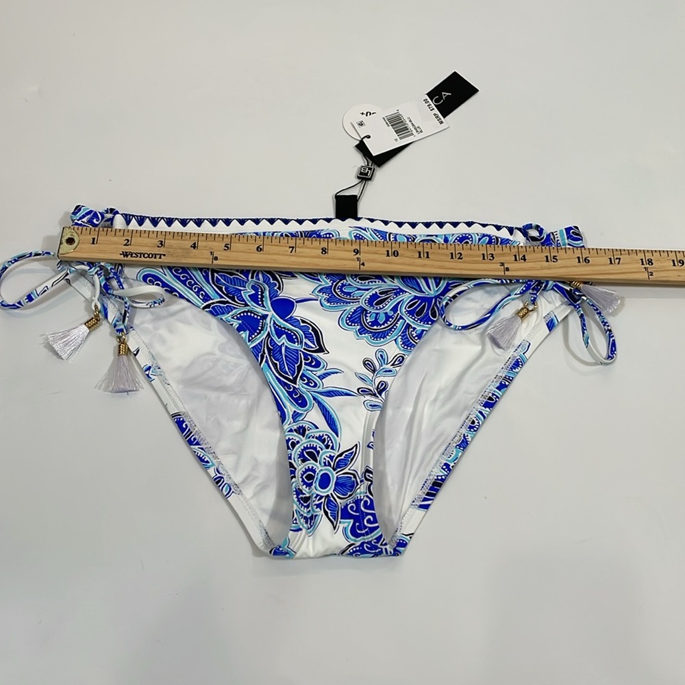 NWT La Blanca Beyond The Pacific Side-Tie Bikini Bottom Size 12 - Picture 9 of 11